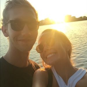 Meet your Posher, Claire